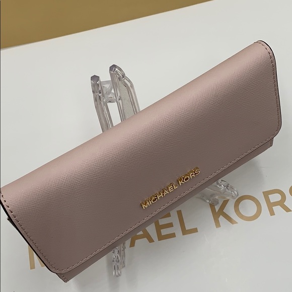 Michael Kors Jet Set Travel Lg Trifold Wallet - Picture 4 of 16